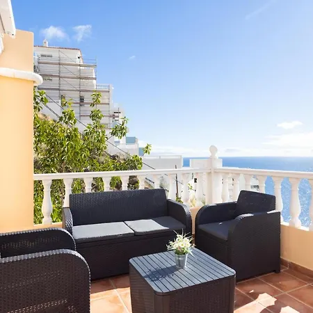 公寓 Home2book Amazing Sea Views, Terrace & Pool